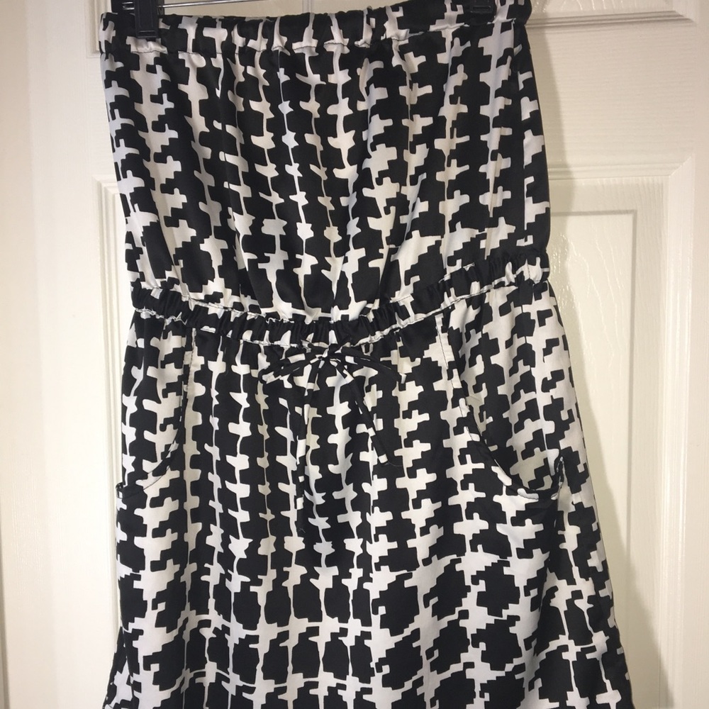 Strapless dress